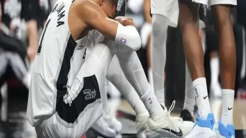 大乐透期号专家推荐解析：友谊赛数据矛盾全面剖析